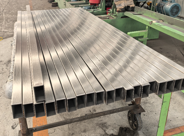 北海建筑工程行业用不锈钢无缝钢管